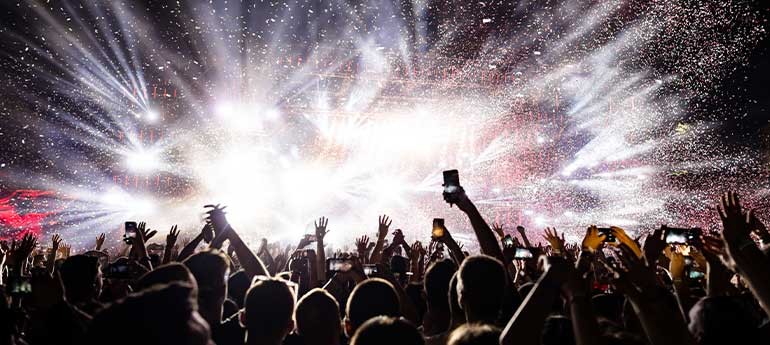 İstanbul’da Yılbaşını Dolu Dolu Yaşayın: Konserler, Partiler ve Eğlence Rotaları
