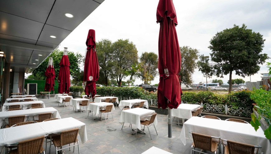 https://www.auramarinahotel.com/upload/img-20250407-wa0013-870x495.jpg