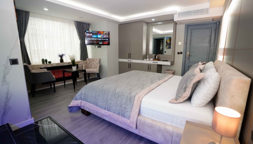 https://www.auramarinahotel.com/upload/img-20250407-wa0025-870x495.jpg